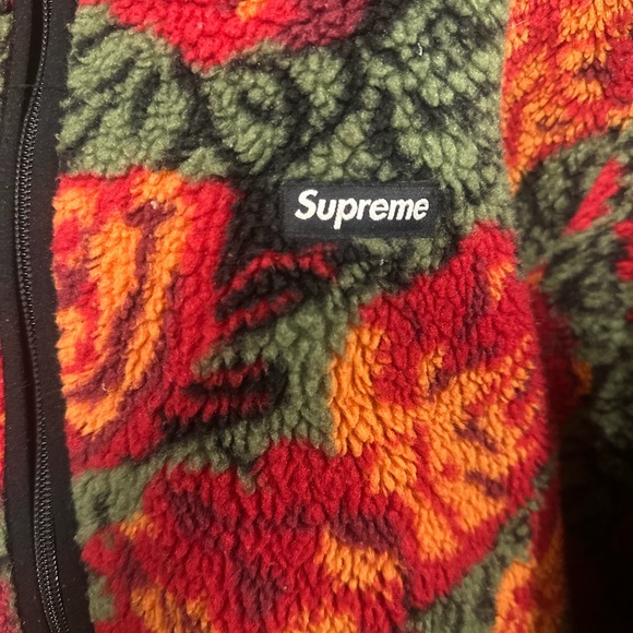 Supreme Roses Reversable Fleece Jacket - Picture 3 of 4